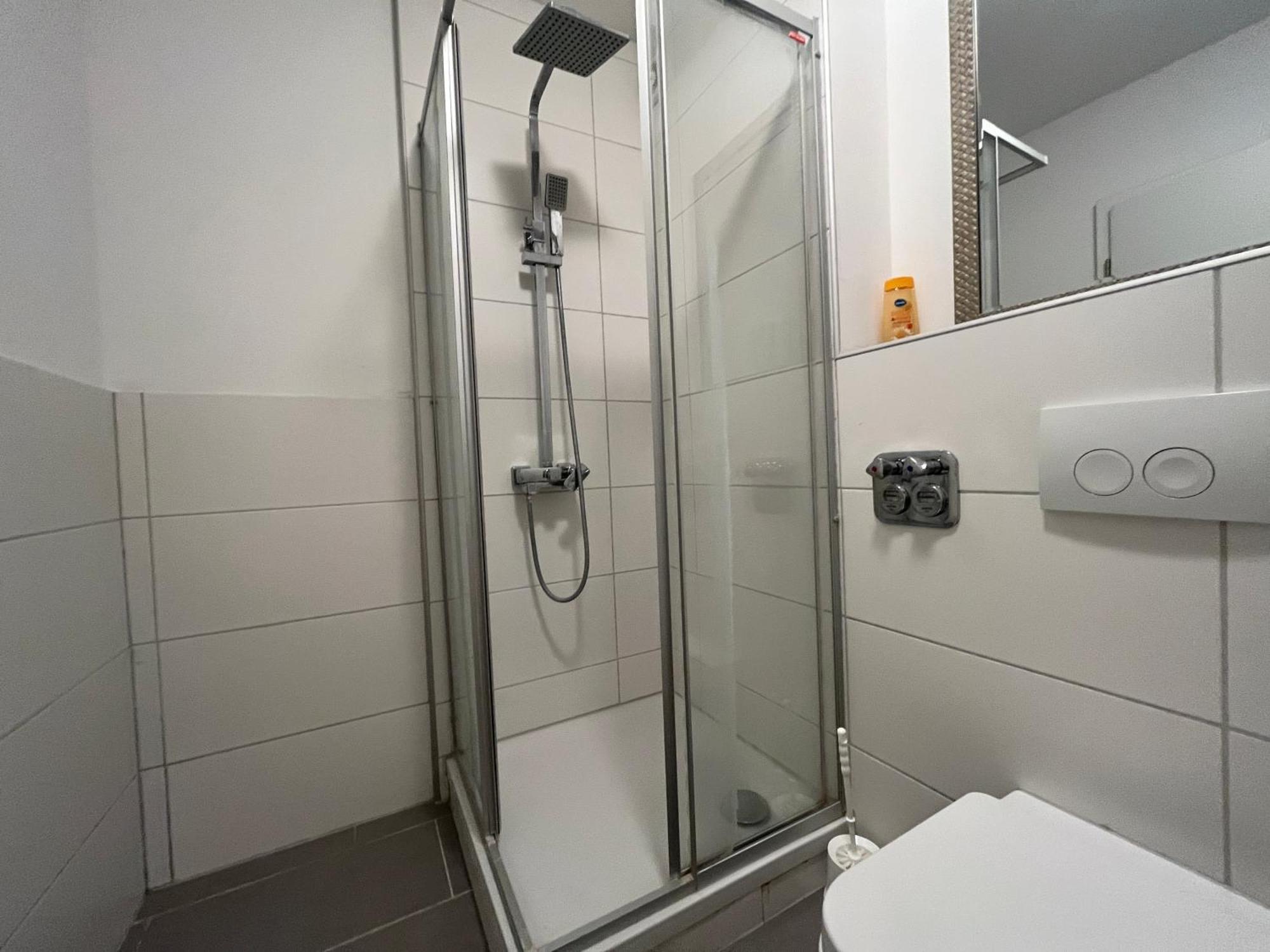 Simplex Apartments Am Europaplatz Karlsruhe Habitación foto